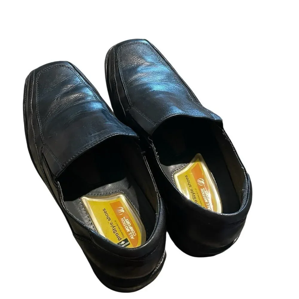 Dockers size 10M Black Leather Men's Loafers excellent condition